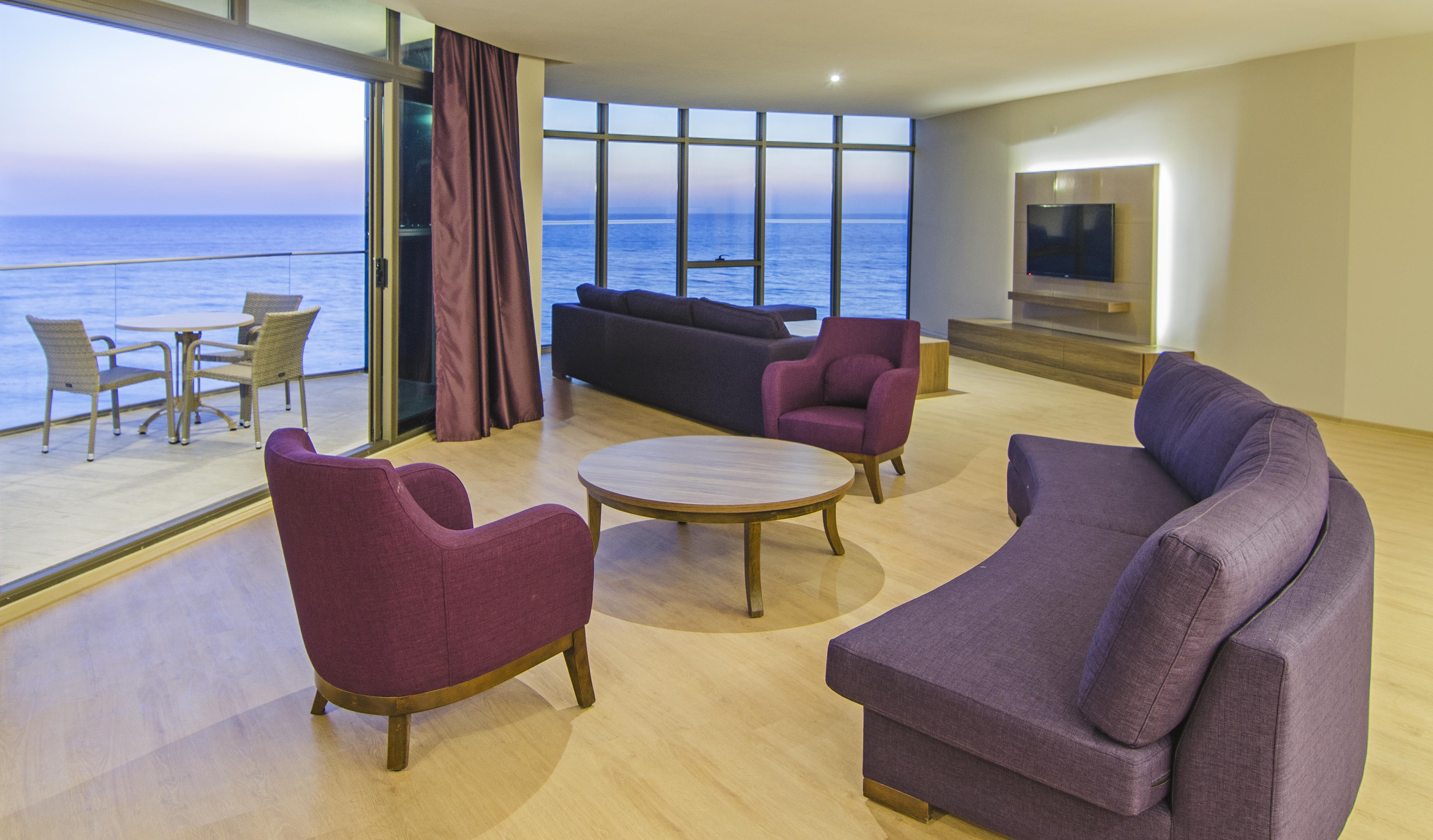 Ladies Beach Suite Hotel (Adults Only) Kusadası Eksteriør billede