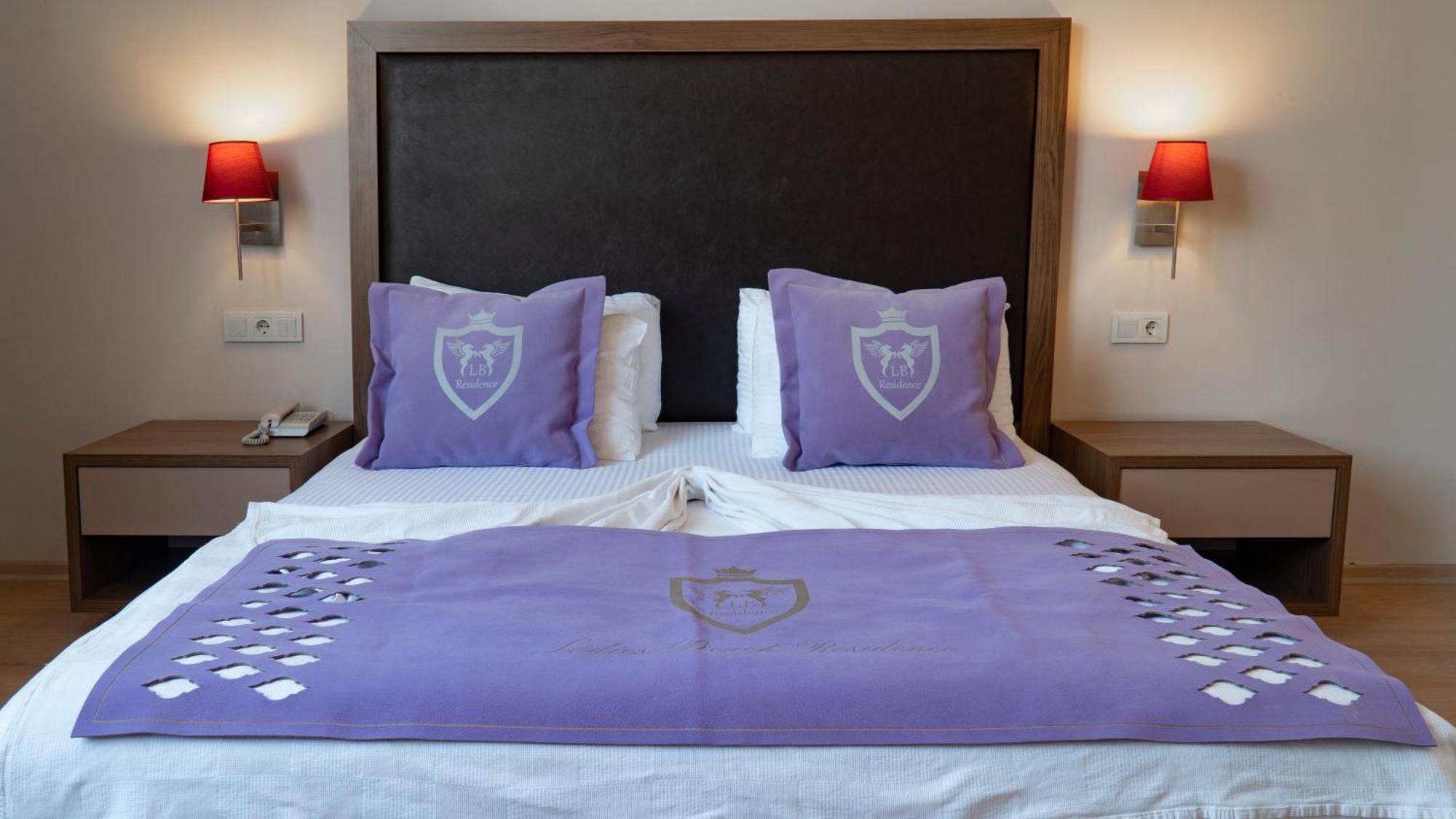 Ladies Beach Suite Hotel (Adults Only) Kusadası Eksteriør billede
